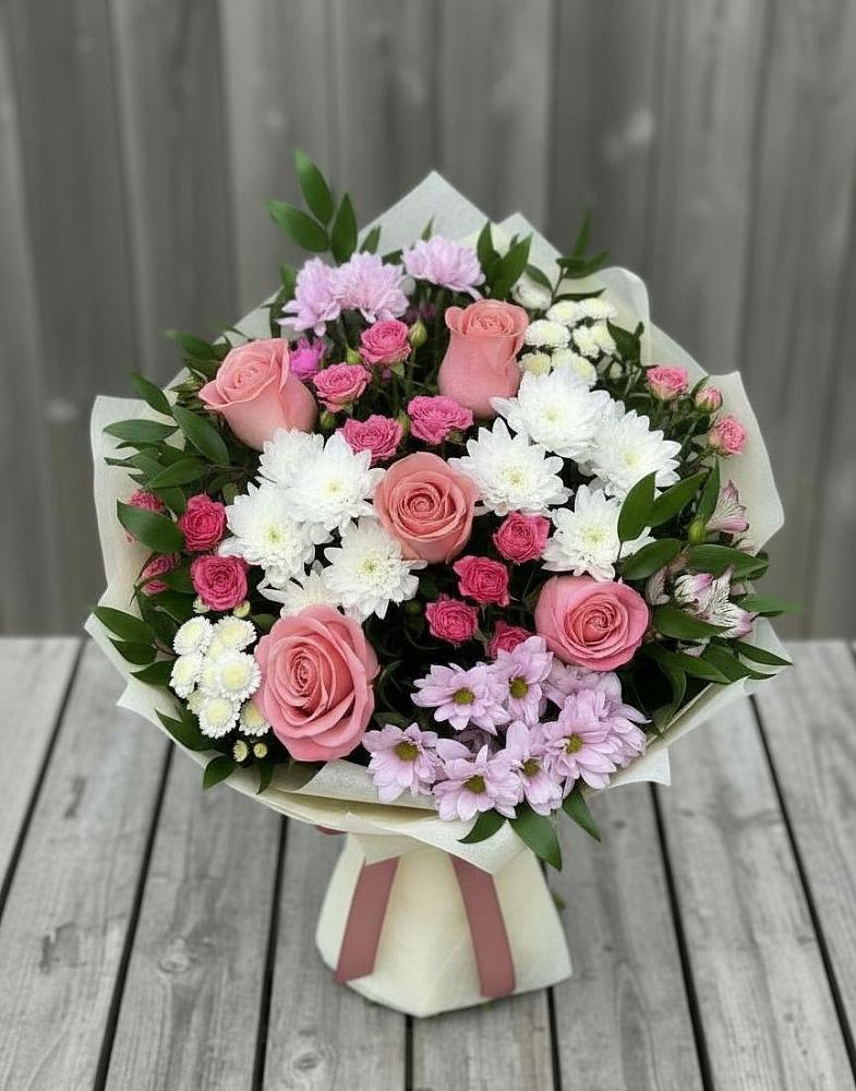 Букет цветов из: Альстромерии, Гвоздики, Розы и Хризантемы в Петропавловской Республики Чечня