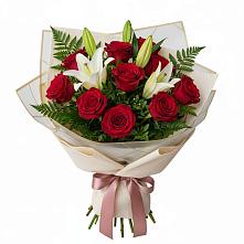 Букет цветов из:  Лилии и Розы в Петропавловской Республики Чечня