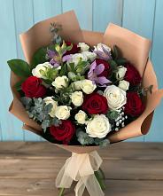 Букет цветов из:  Розы и Альстромерии в Петропавловской Республики Чечня