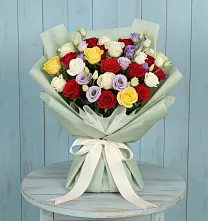 Букет цветов из:  Розы #REPLACE_PRED# Петропавловской Республики Чечня