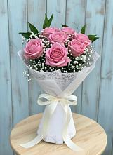 Букет цветов из:  Розы в Петропавловской Республики Чечня