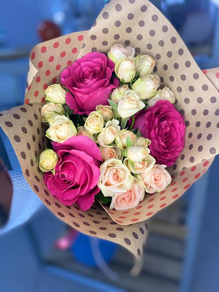 Букет цветов из: Розы в Петропавловской Республики Чечня