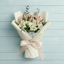 Букет цветов из:  Альстромерии в Петропавловской Республики Чечня