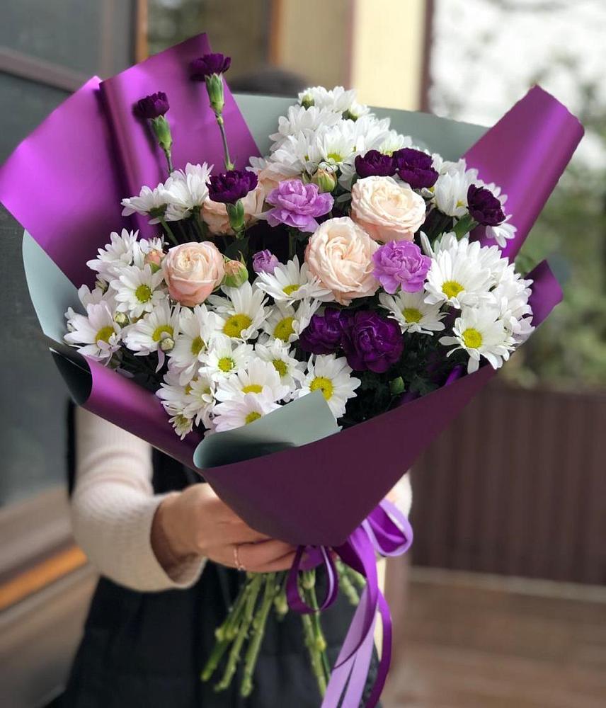 Букет цветов из: Хризантемы, Гвоздики и Розы в Петропавловской Республики Чечня