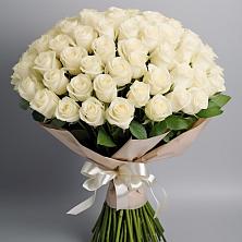 Букет 101 беля роза Белоснежка в Петропавловской Республики Чечня