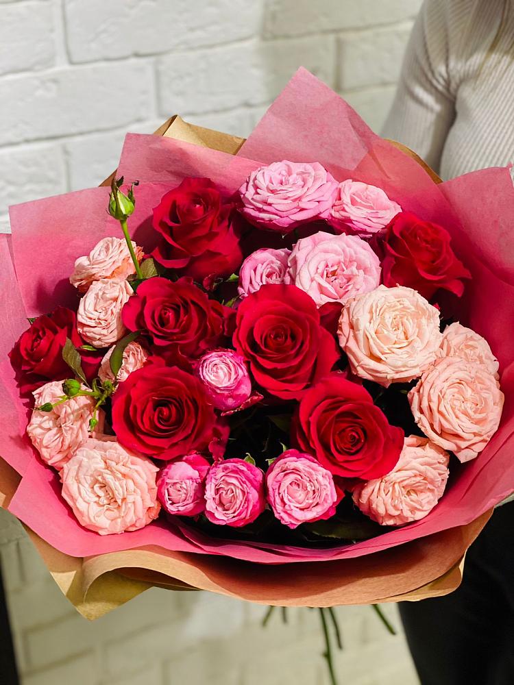 Букет цветов из: Розы в Петропавловской Республики Чечня