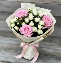Букет цветов из:  Розы в Петропавловской Республики Чечня