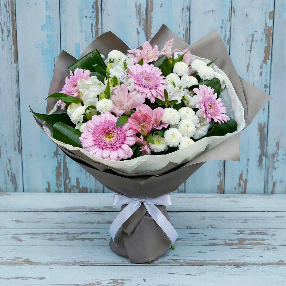 Букет цветов из: Герберы, Альстромерии и Хризантемы в Петропавловской Республики Чечня