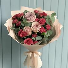 Букет цветов из:  Гвоздики и Розы #REPLACE_PRED# Петропавловской Республики Чечня