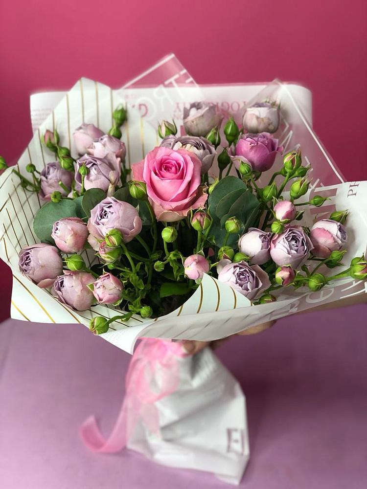 Букет цветов из: Розы в Петропавловской Республики Чечня